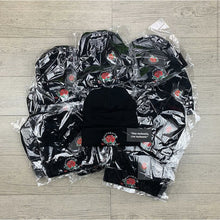Load image into Gallery viewer, "Rose" Beanie